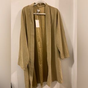 A new Day Gold Kimono